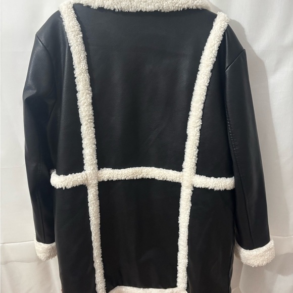 Levi's Black and Cream Faux Leather/Teddy Jacket - Picture 2 of 6